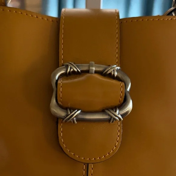 Patricia Nash Mustard Yellow Shoulder Bag - NWT - Picture 3 of 13